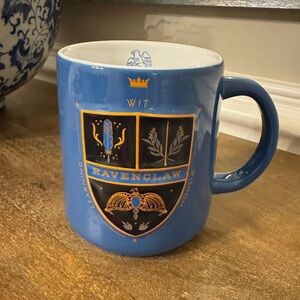 Universal Studios Wizarding World of Harry Potter Ravenclaw Crest Coffee Mug
